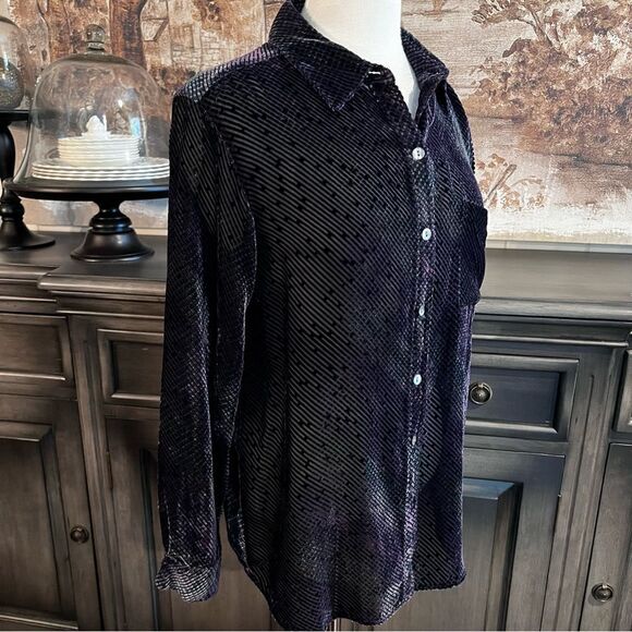 Chicos Design Sheer Long Sleeve Blouse Purple/Navy size 1 (8M) - Picture 3 of 9